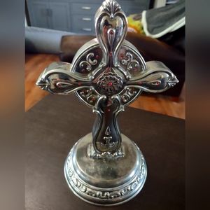 Silver Pedestal Cross Wallace brand